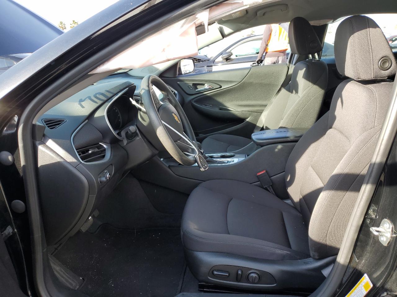 2023 Chevrolet Malibu - Image 7