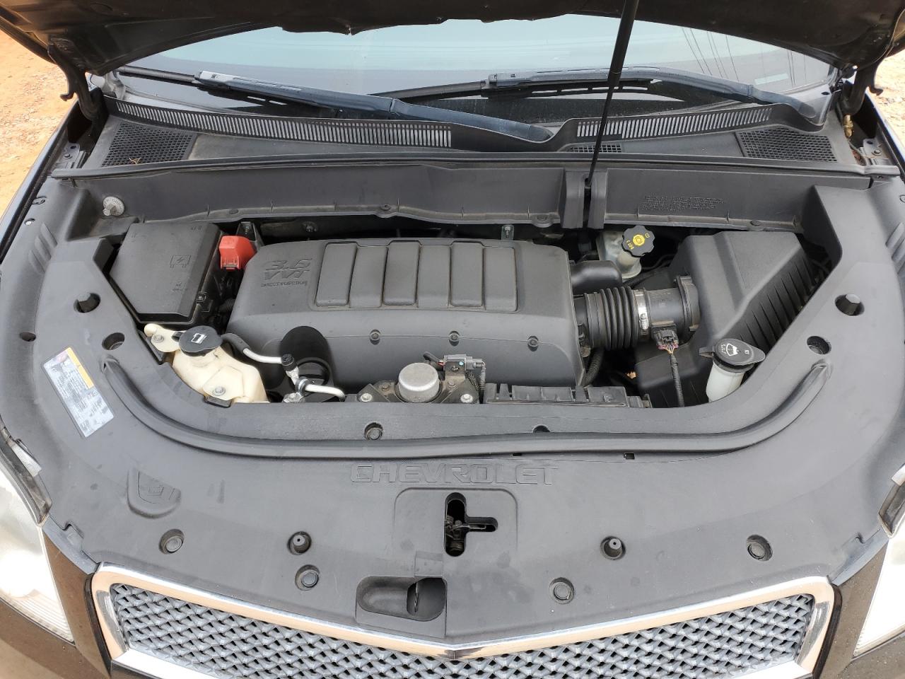 2011 Chevrolet Traverse - Image 12