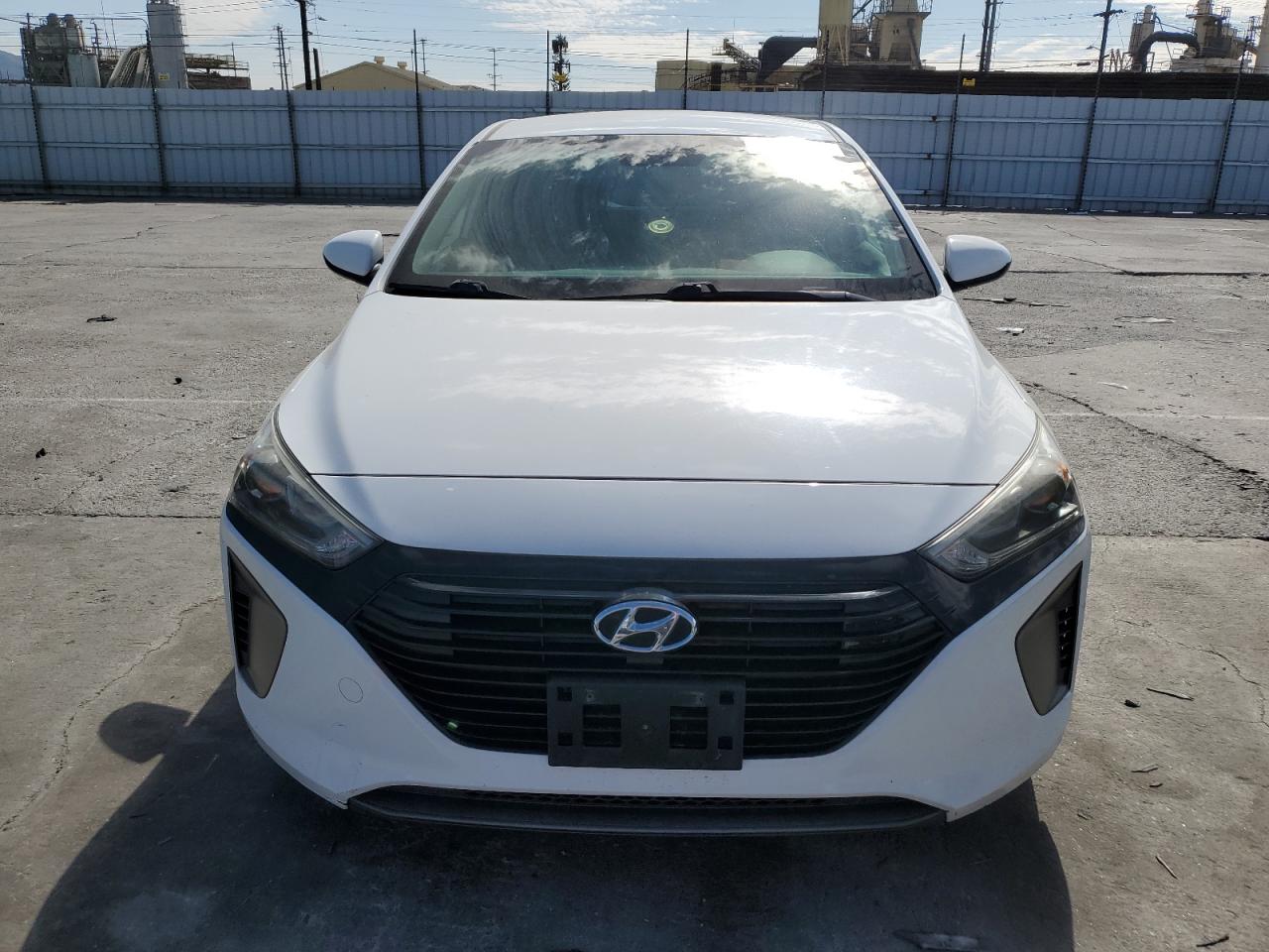 2019 Hyundai IONIQ - Image 5