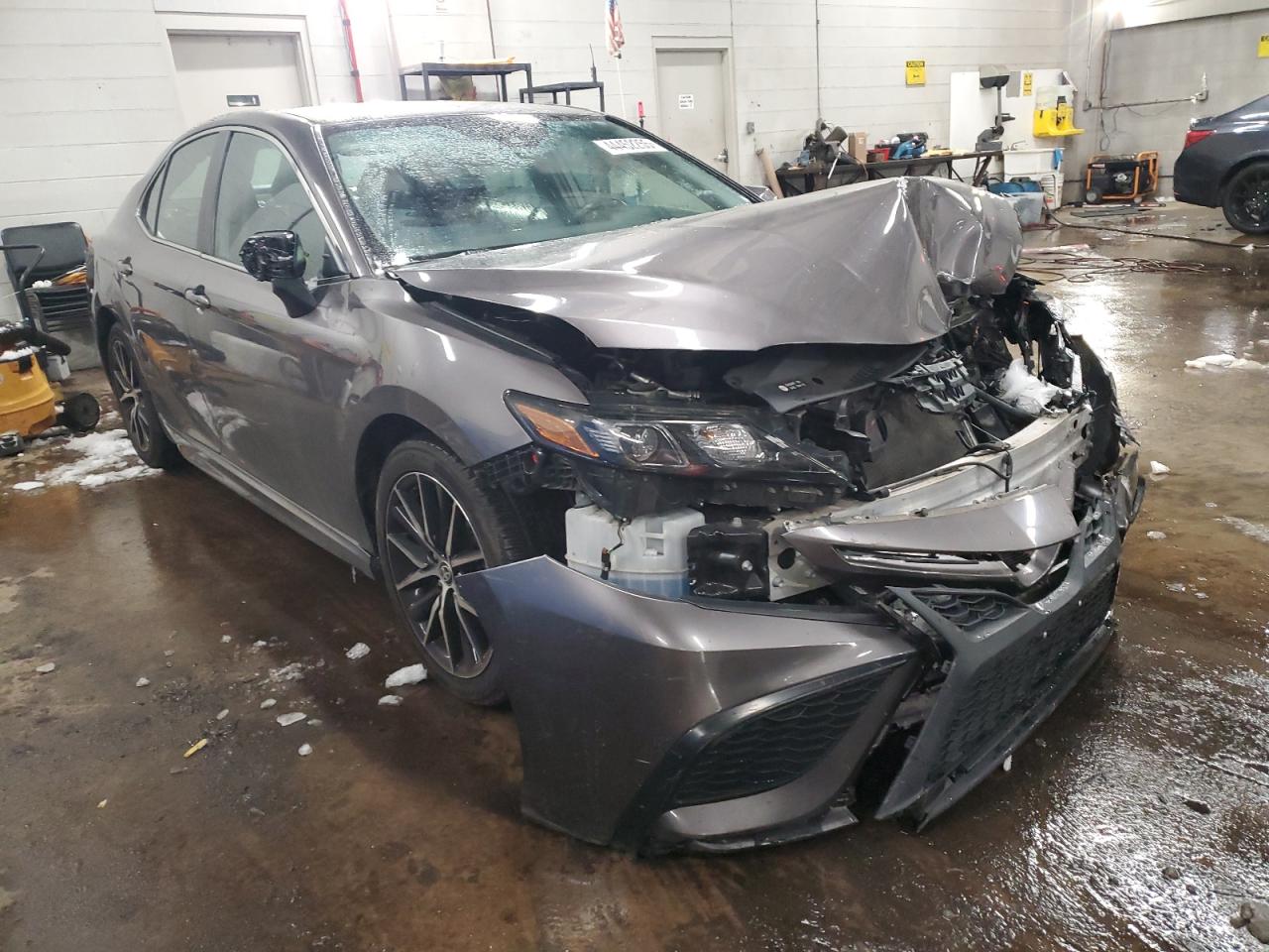 2021 Toyota Camry - Image 4