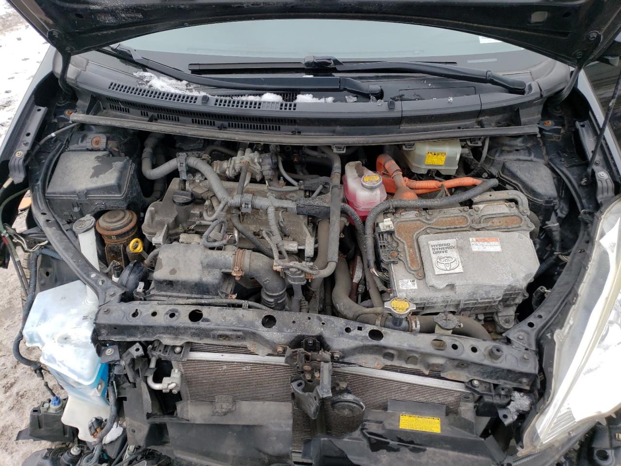 2014 Toyota Prius - Image 12