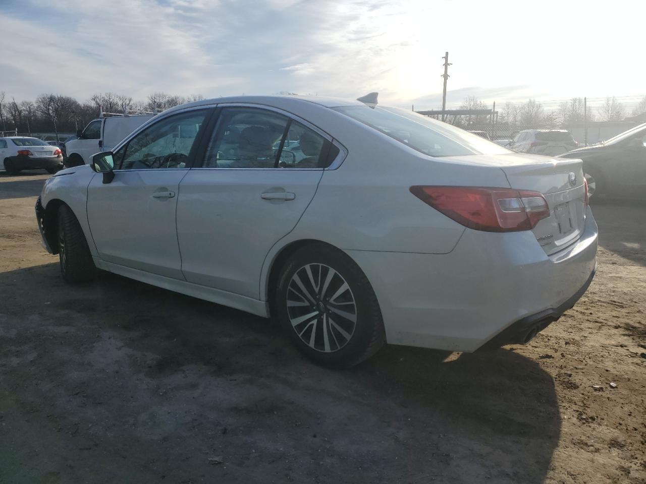 2018 Subaru Legacy - Image 2