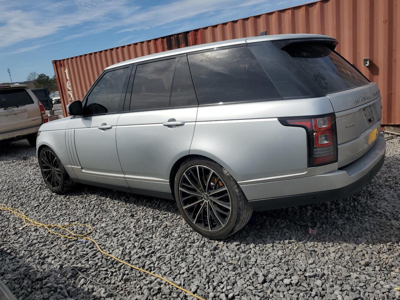 2015 Land Rover Range Rover - Image 2