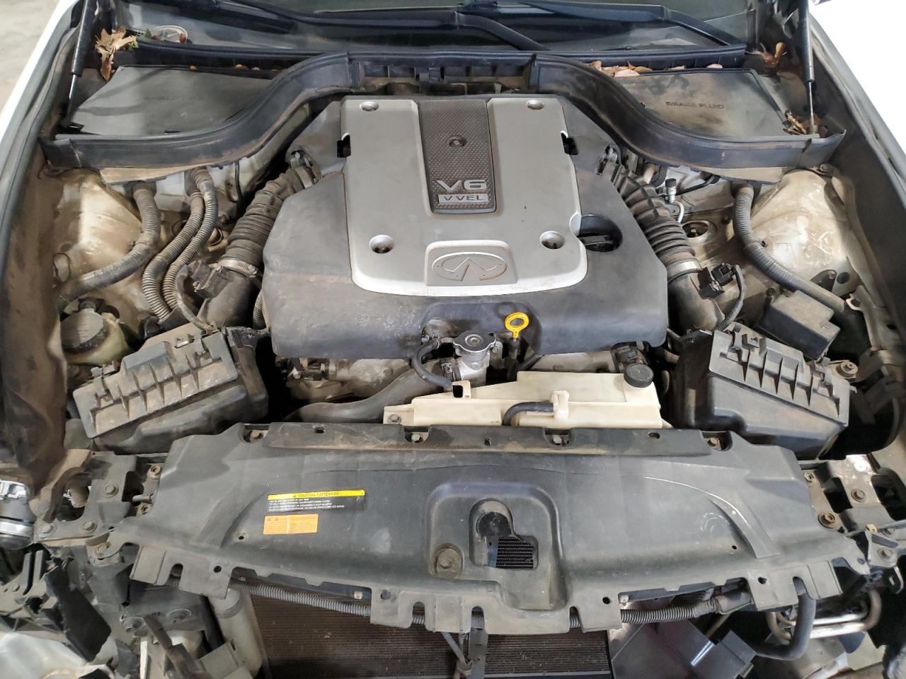 2012 Infiniti G - Image 12