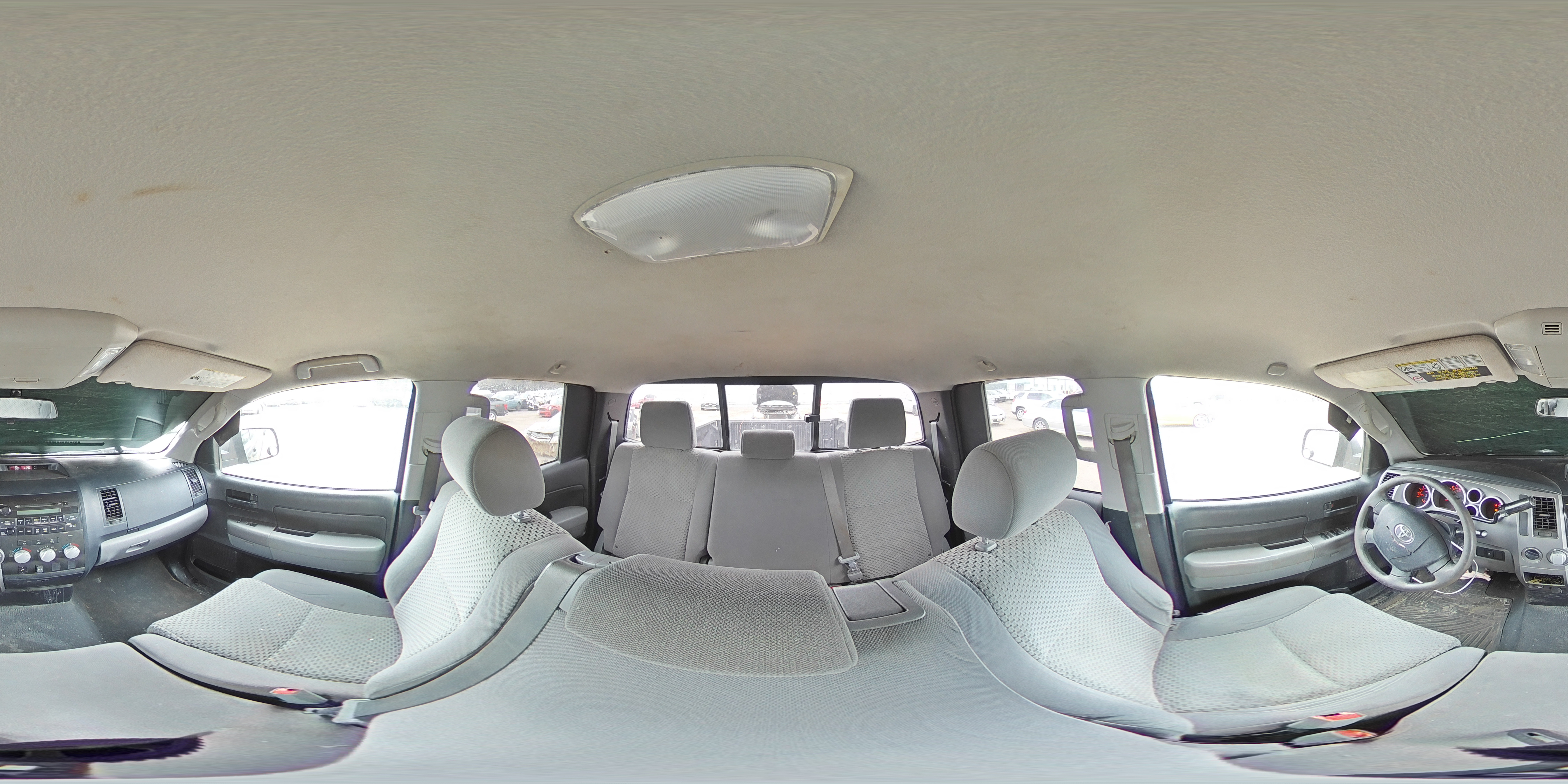 2013 Toyota Tundra - Image 13