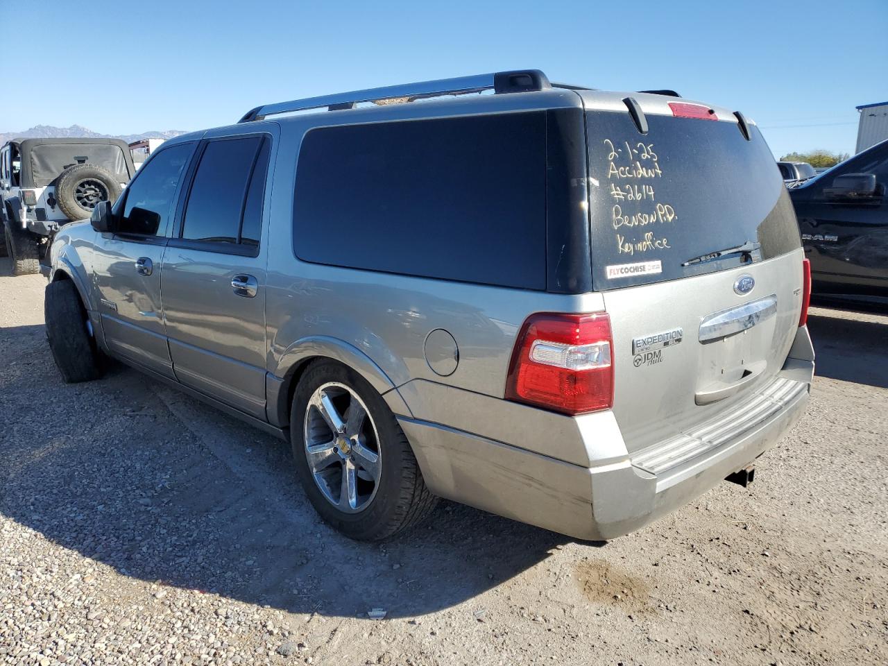 2008 Ford Expedition - Image 2