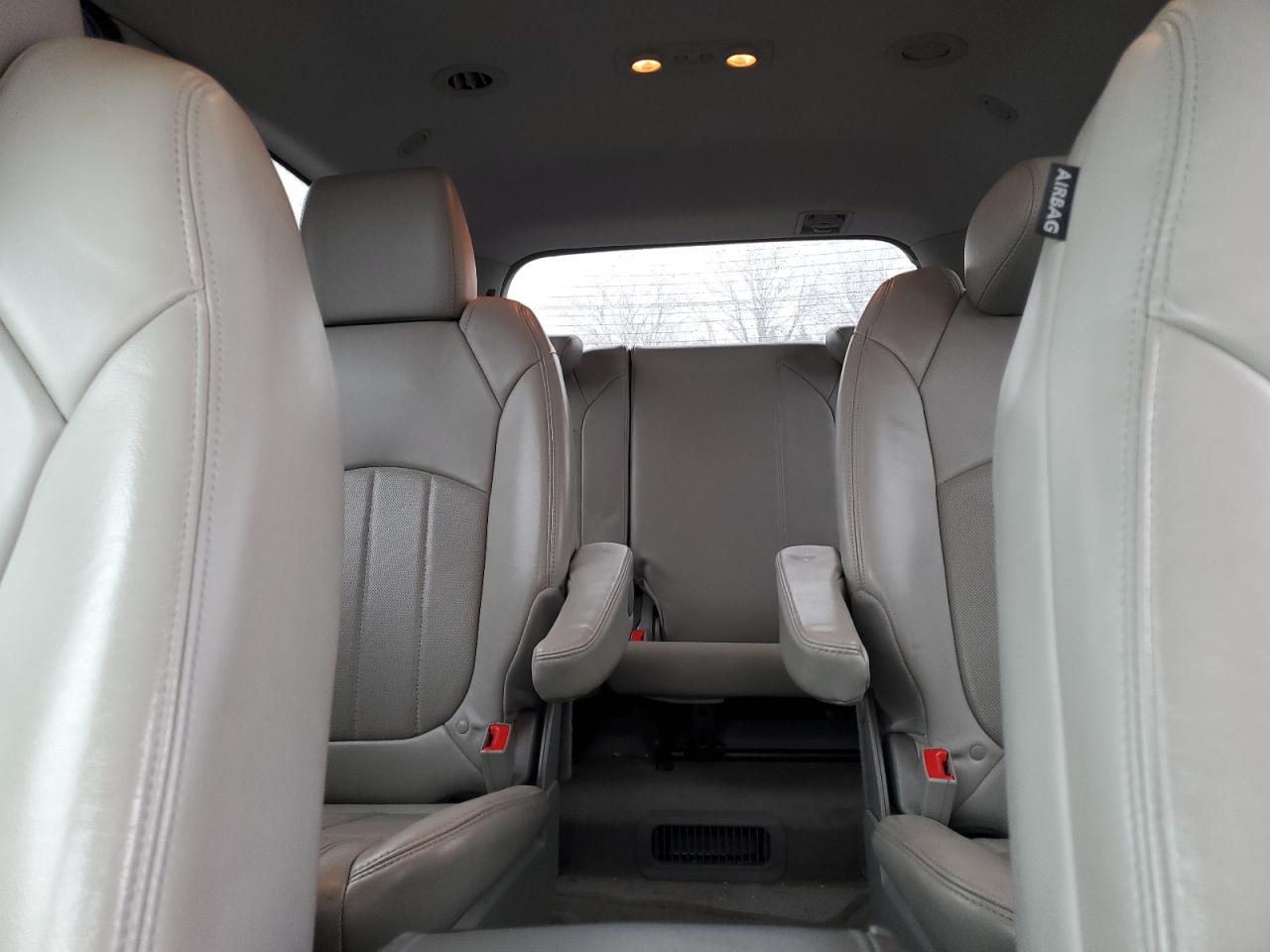 2014 Buick Enclave - Image 10