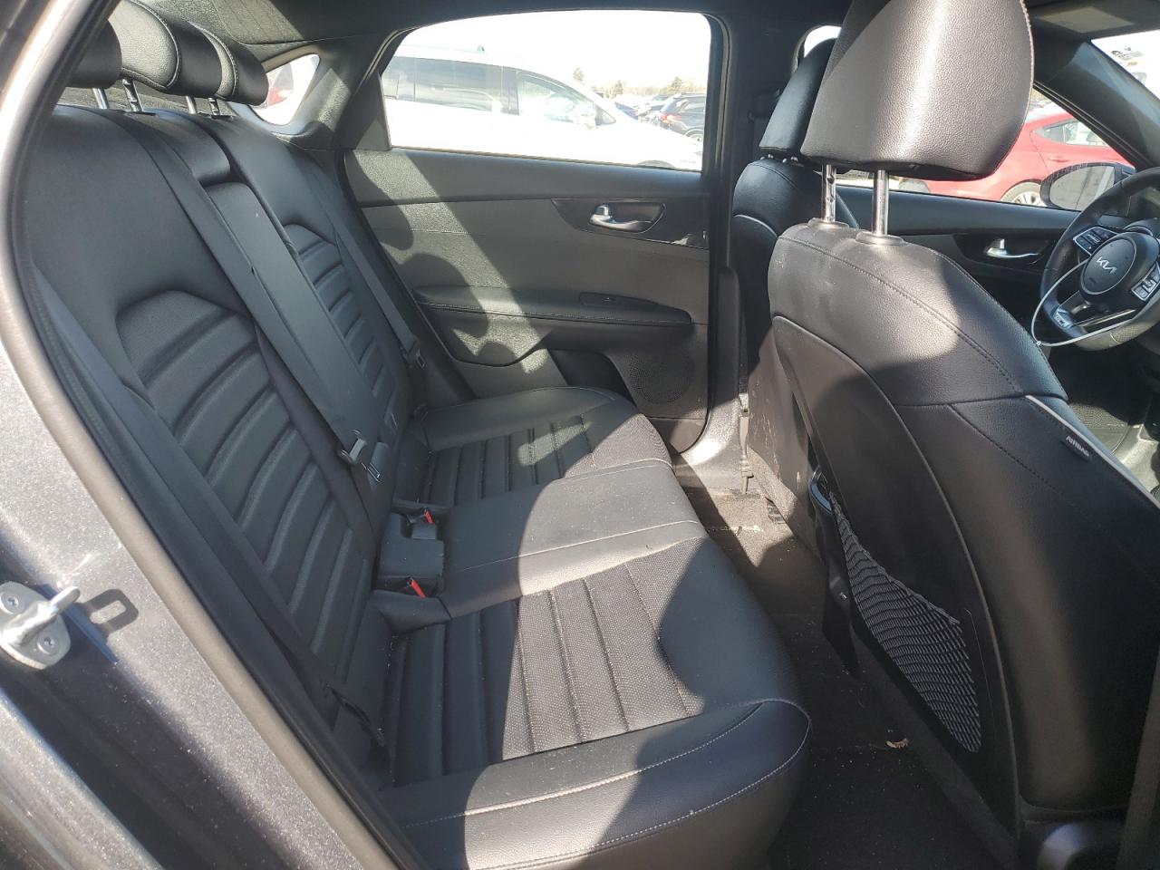 2024 Kia Forte - Image 11