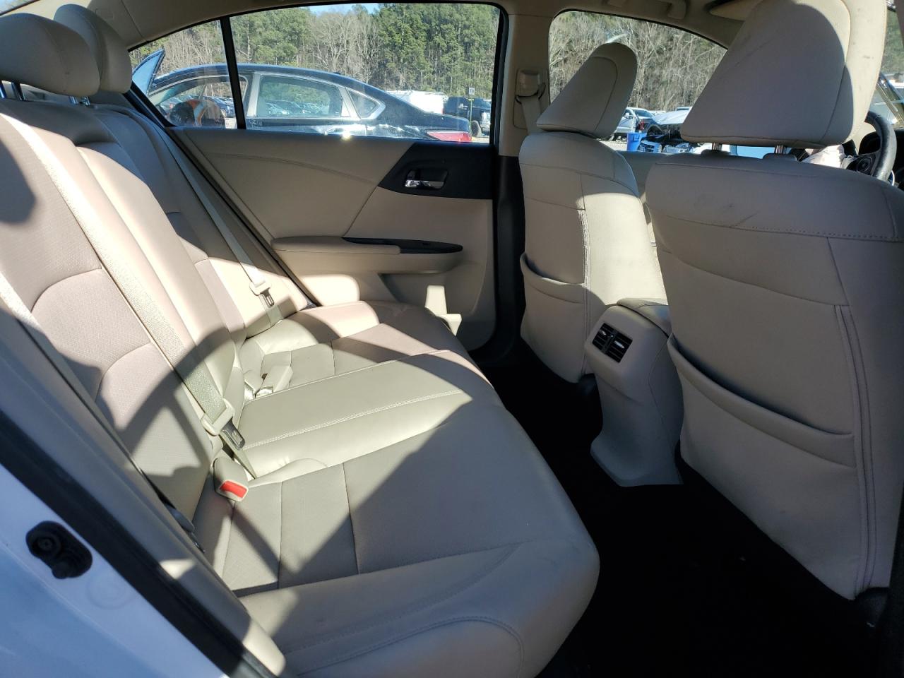 2015 Honda Accord - Image 11