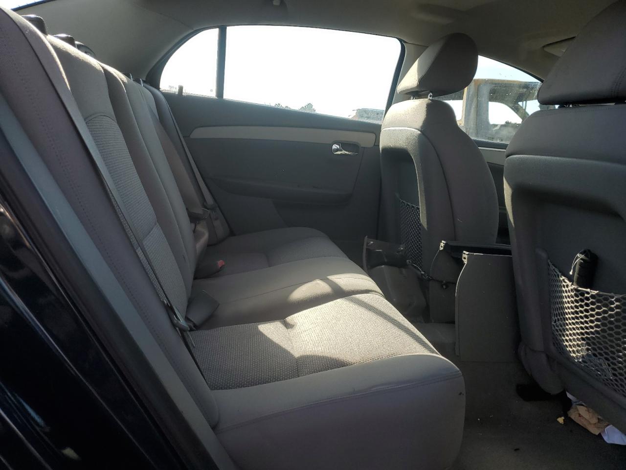 2010 Chevrolet Malibu - Image 10
