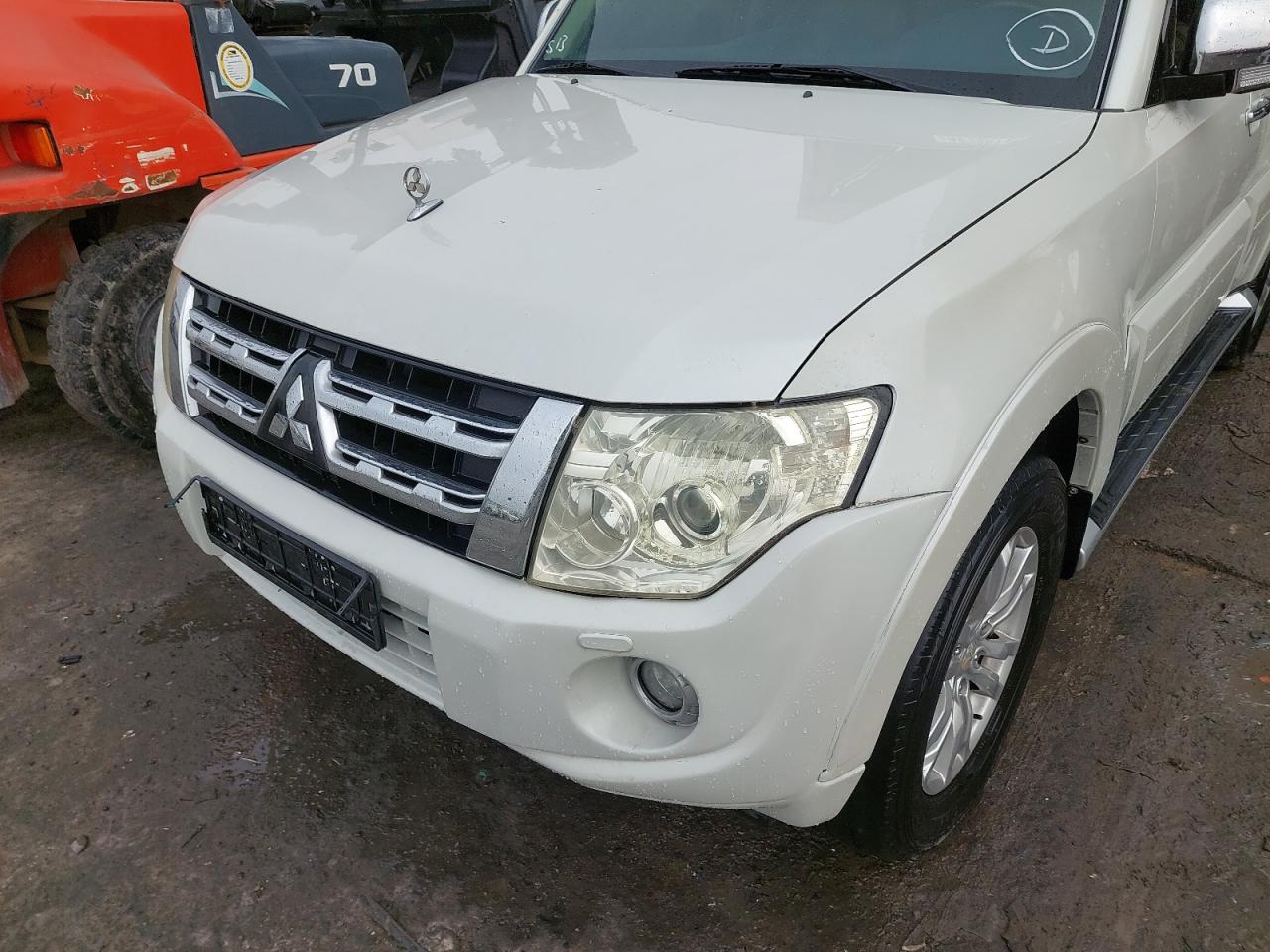 JMYLYV97WDJ063592 - 2013 Mitsubishi Pajero - #46758115