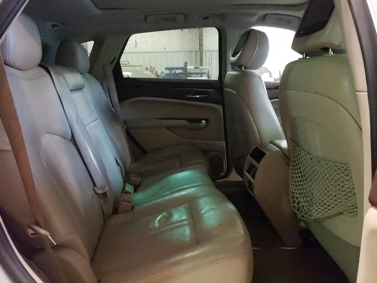 2015 Cadillac SRX - Image 11