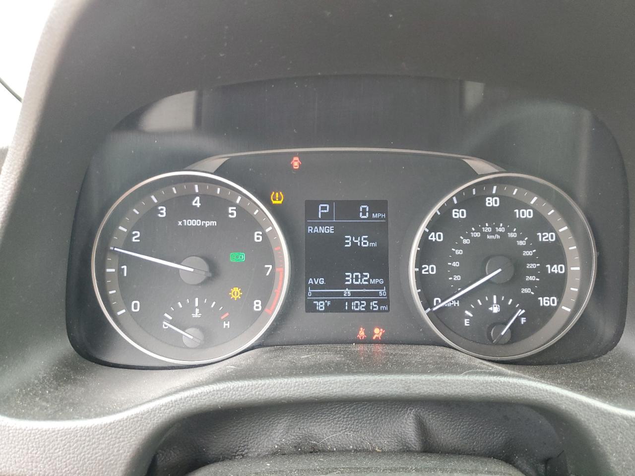 2017 Hyundai Elantra - Image 9