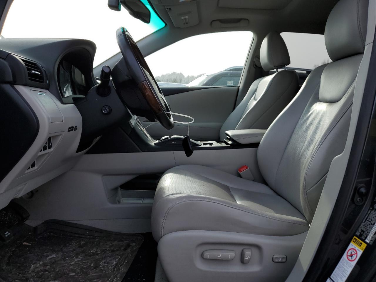 2011 Lexus RX - Image 7