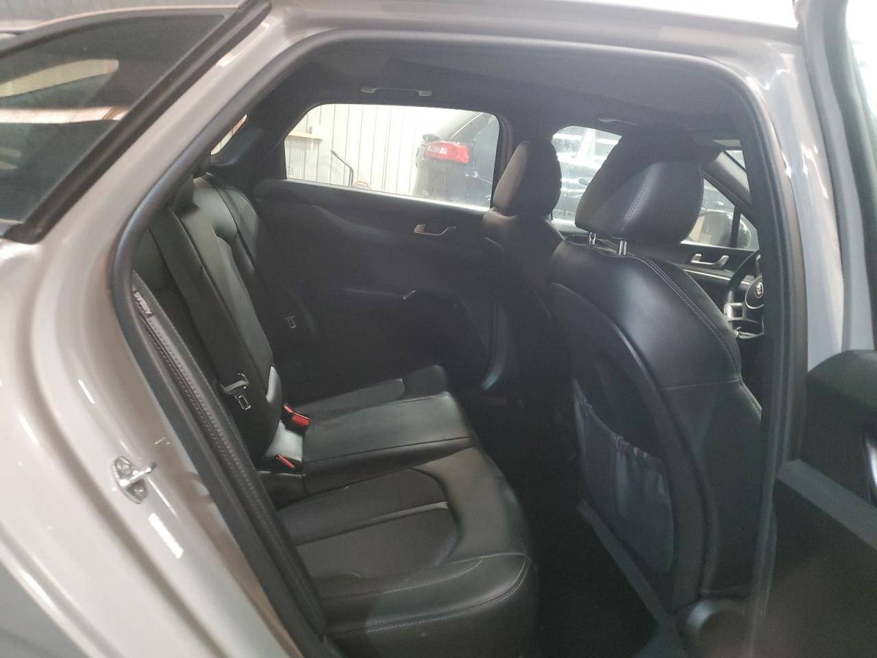 2021 Kia K5 - Image 10
