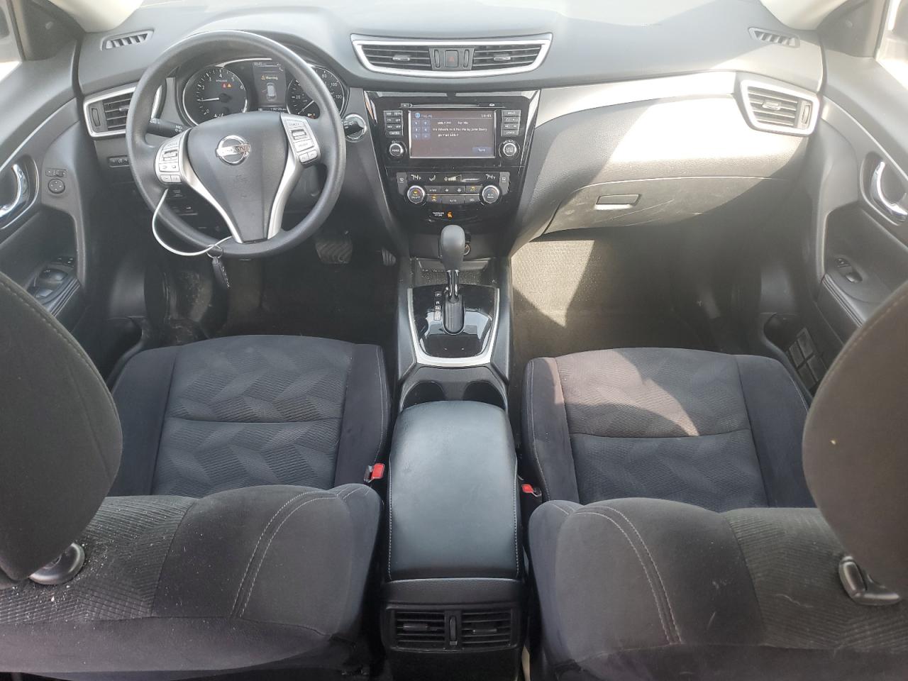 2016 Nissan Rogue - Image 8