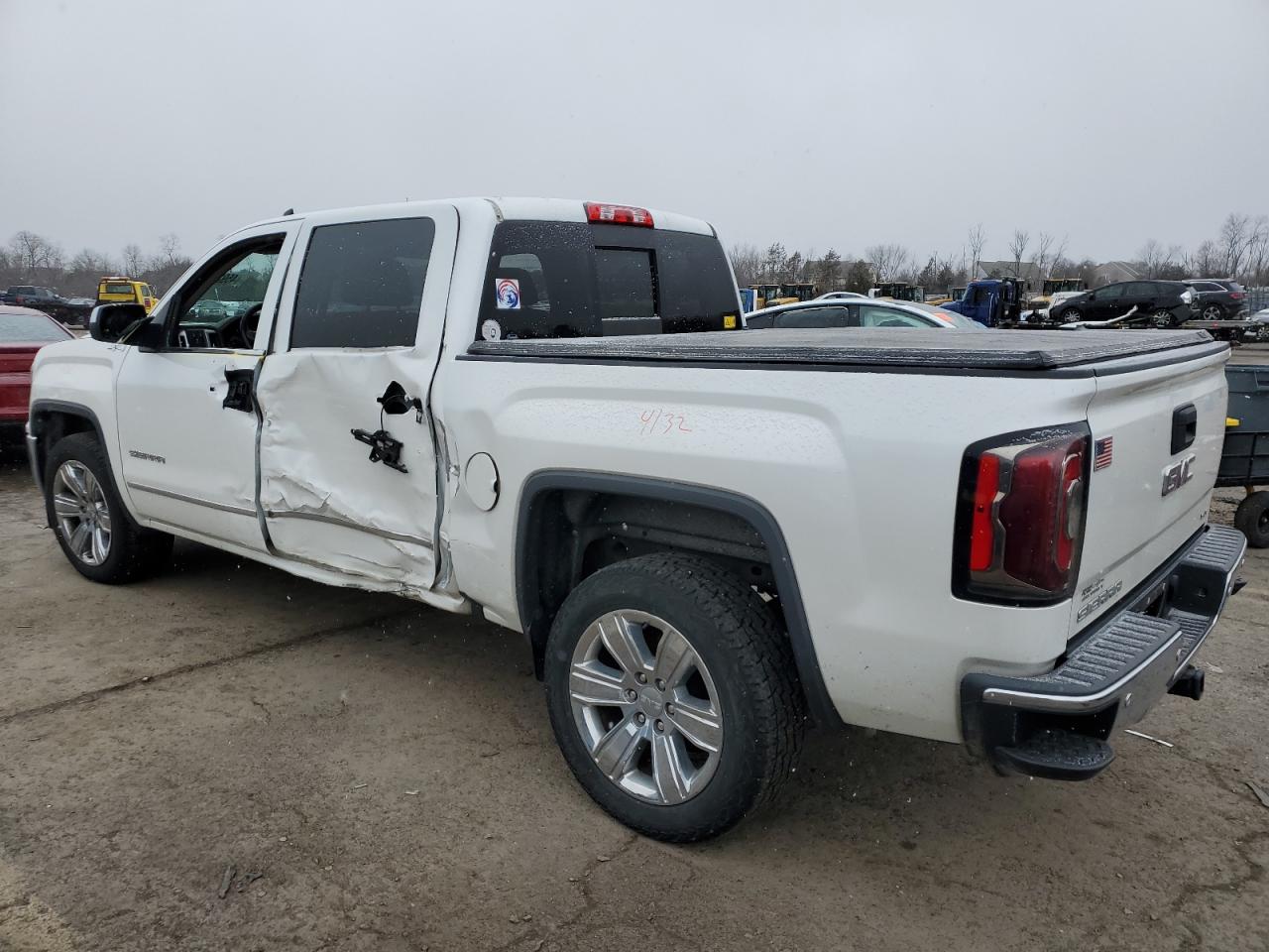 2018 GMC Sierra - Image 2