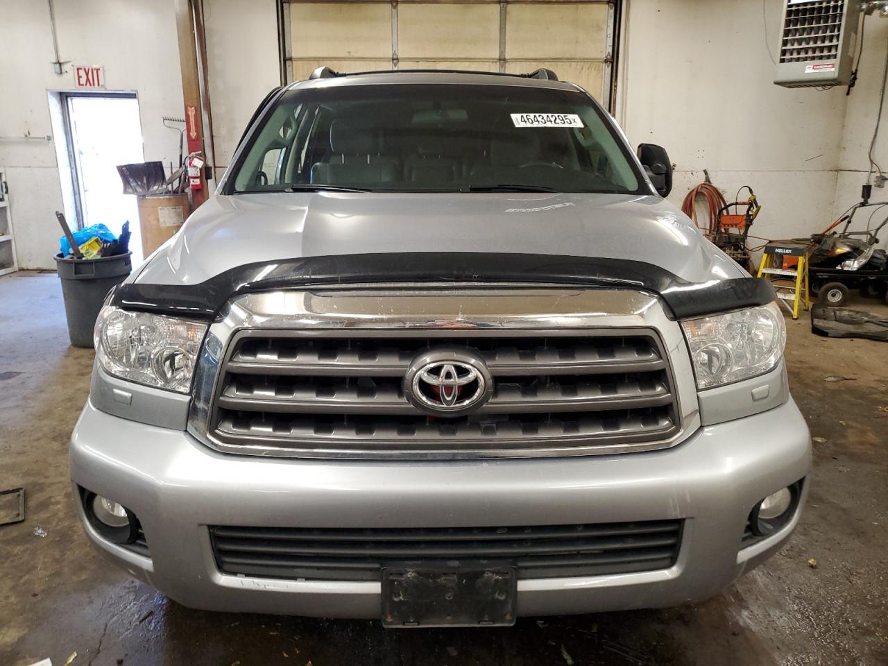 2011 Toyota Sequoia - Image 5