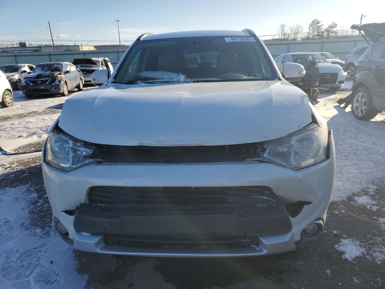 2015 Mitsubishi Outlander - Image 5