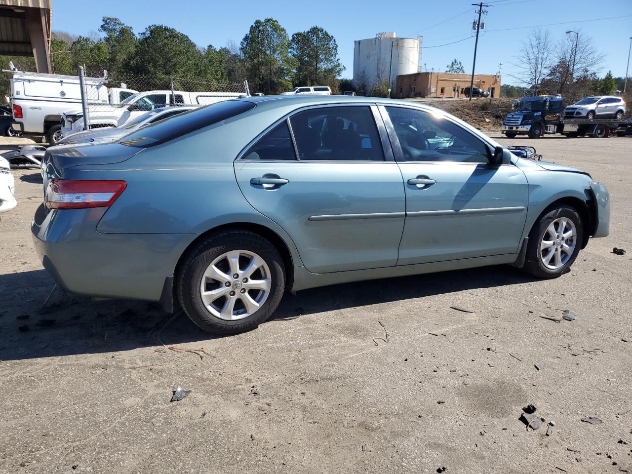 2011 Toyota Camry - Image 3