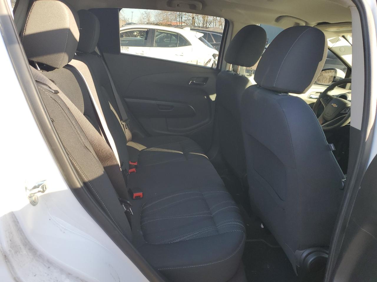 2016 Chevrolet Sonic - Image 10