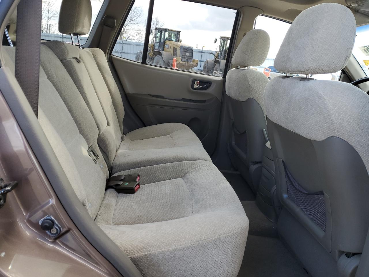 2006 Hyundai Santa Fe - Image 10