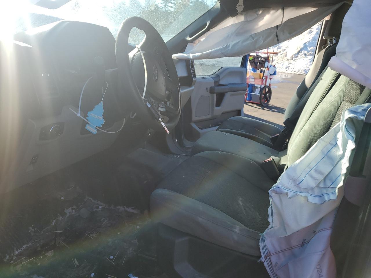 2015 Ford F-150 - Image 7