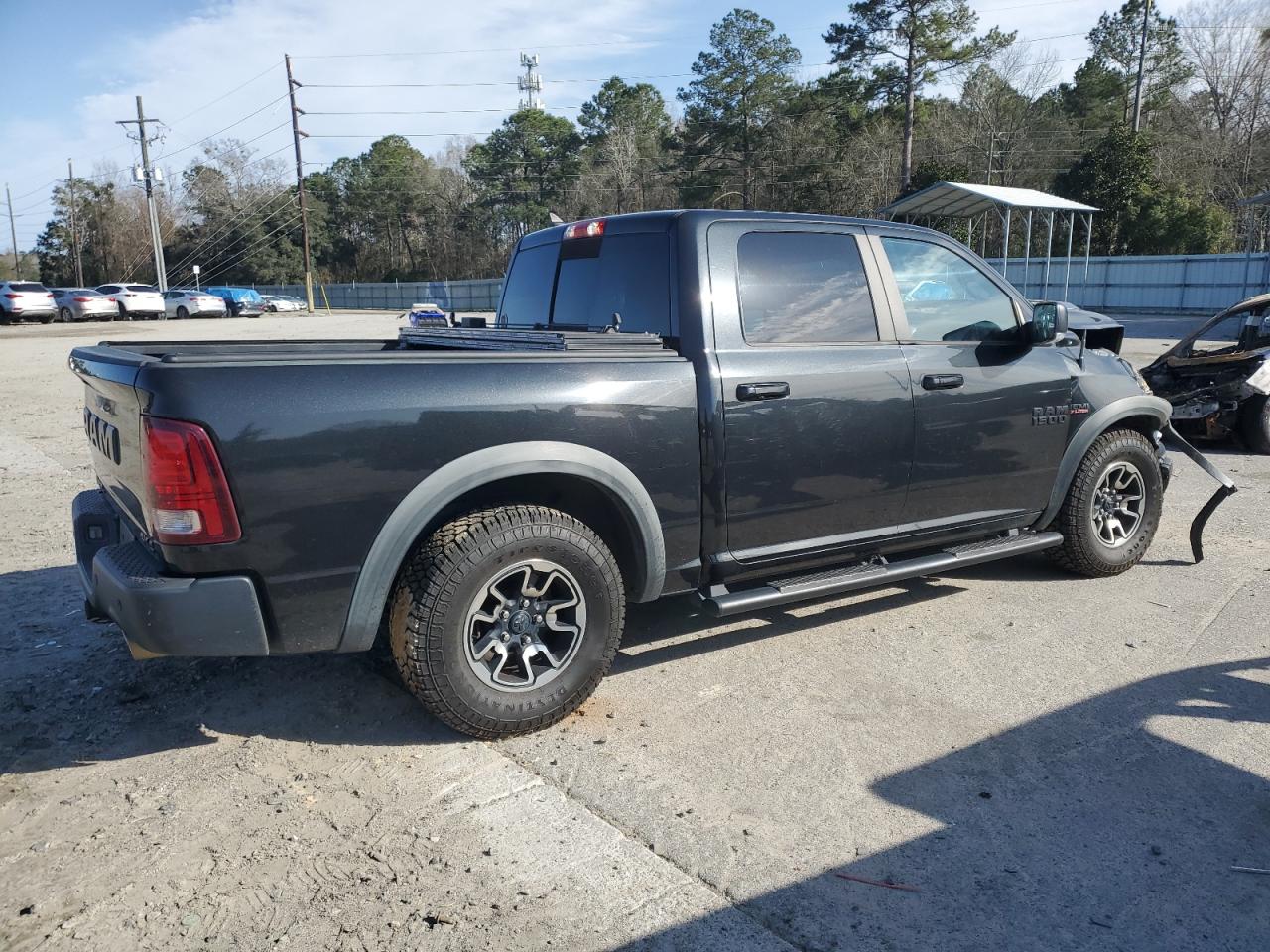 2017 RAM 1500 - Image 3