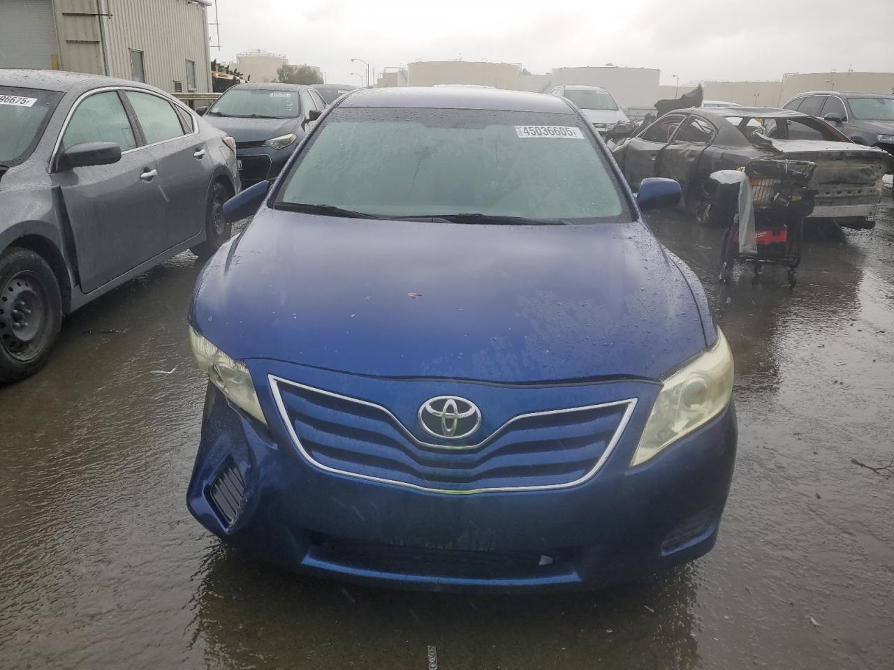 2010 Toyota Camry - Image 5