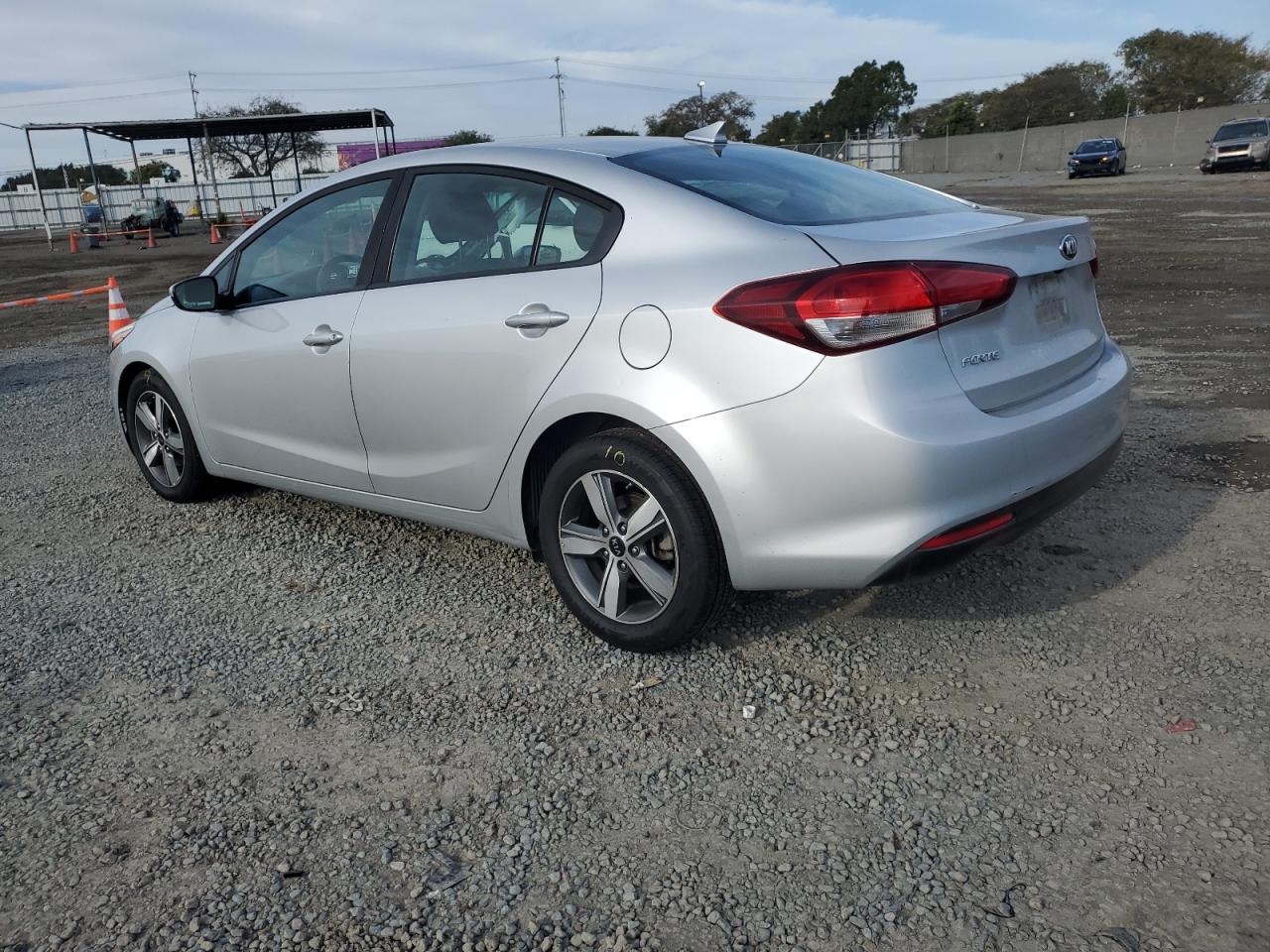 2018 Kia Forte - Image 2