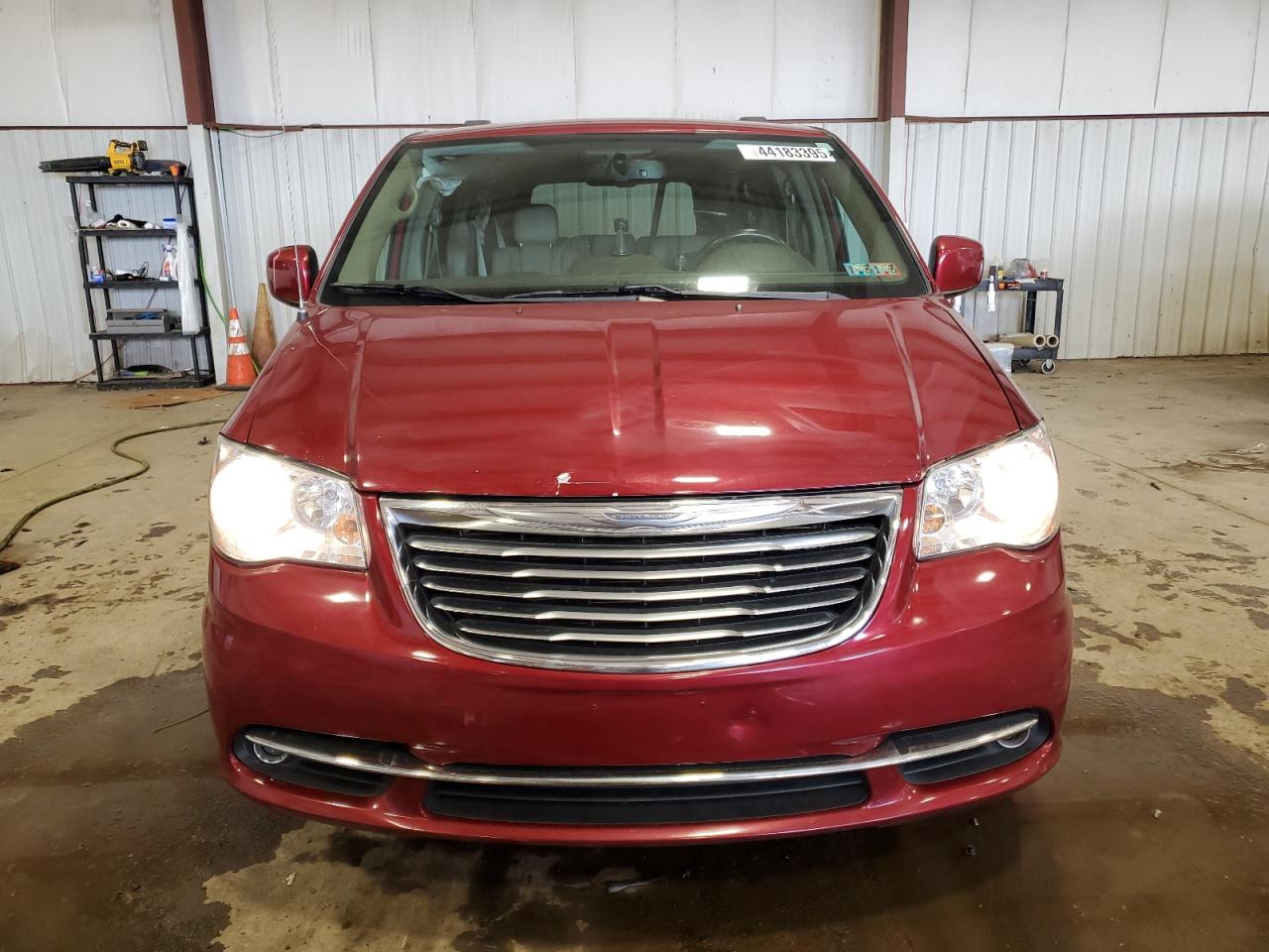 2016 Chrysler Town & Country - Image 5
