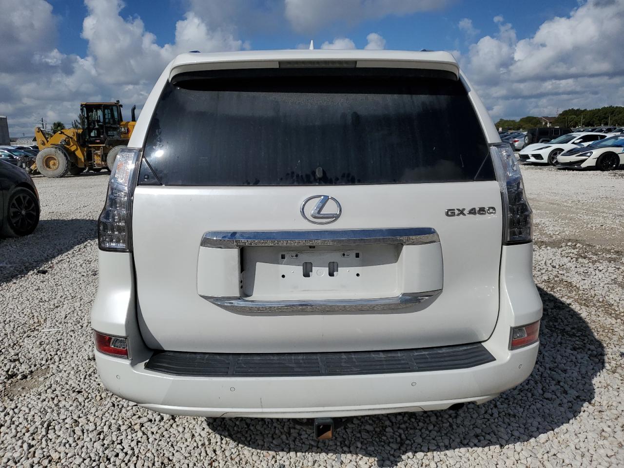 2017 Lexus GX - Image 6