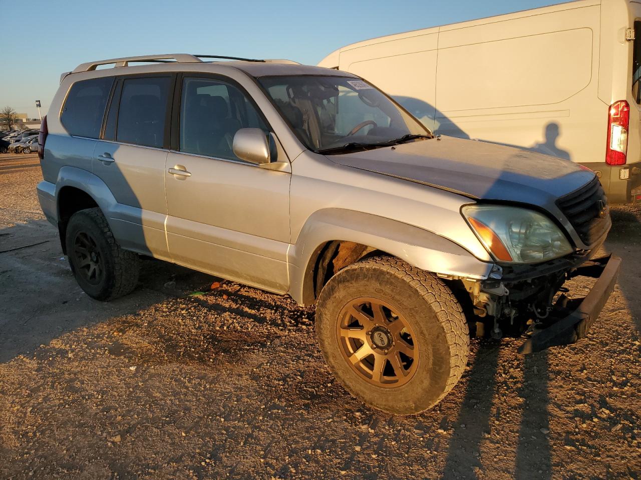 2005 Lexus GX - Image 4