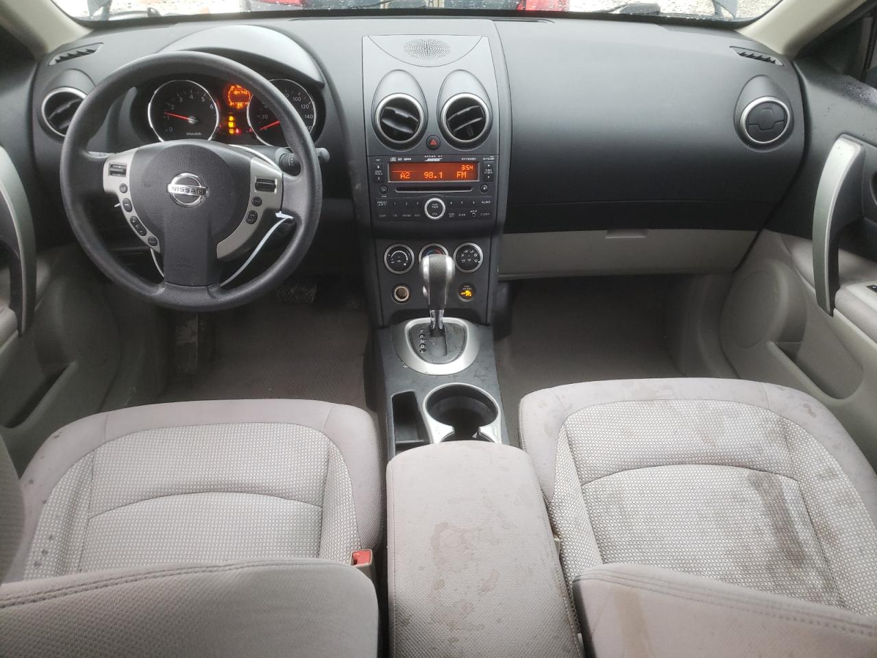 2010 Nissan Rogue - Image 8