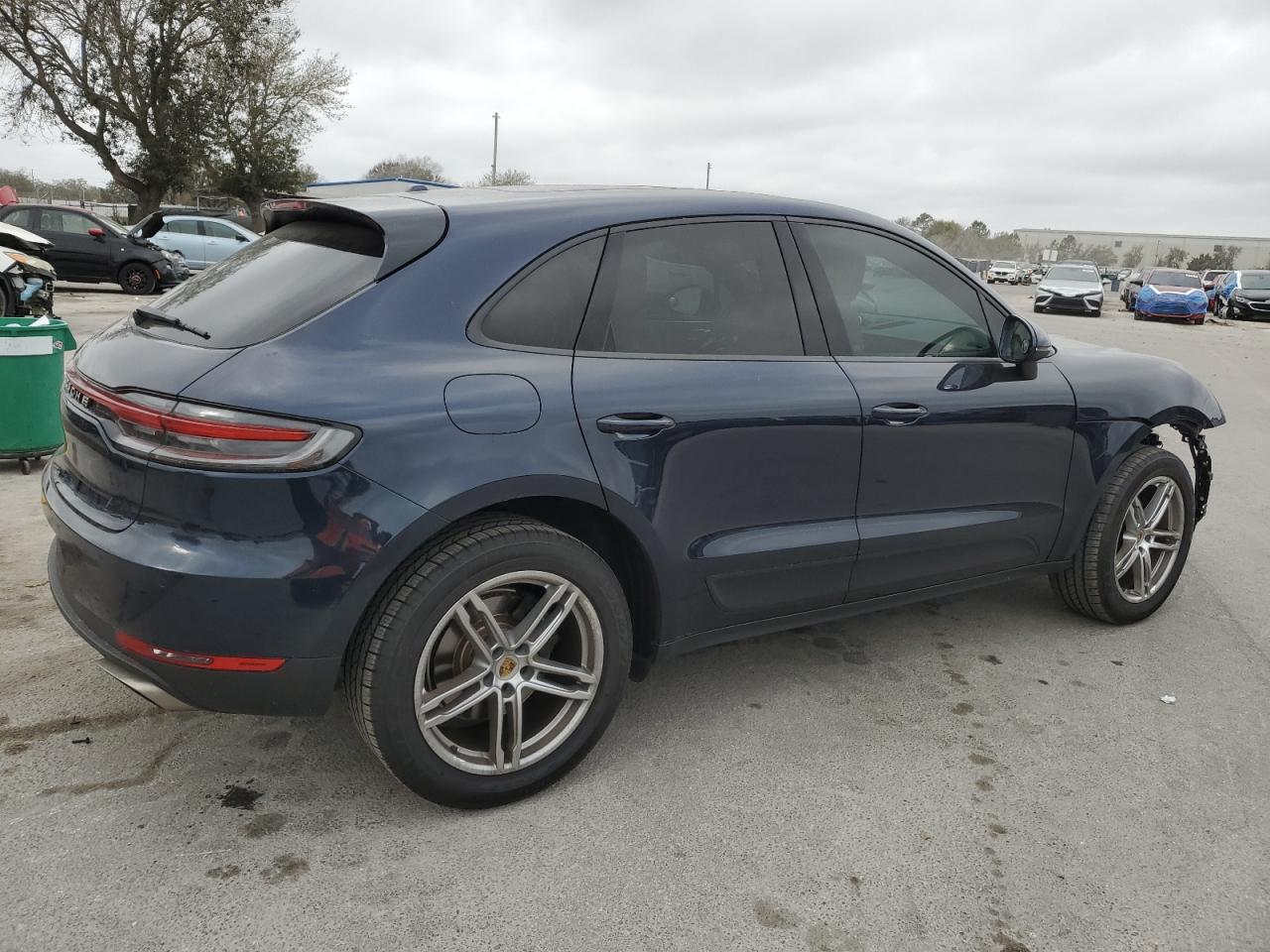 2019 Porsche Macan - Image 3