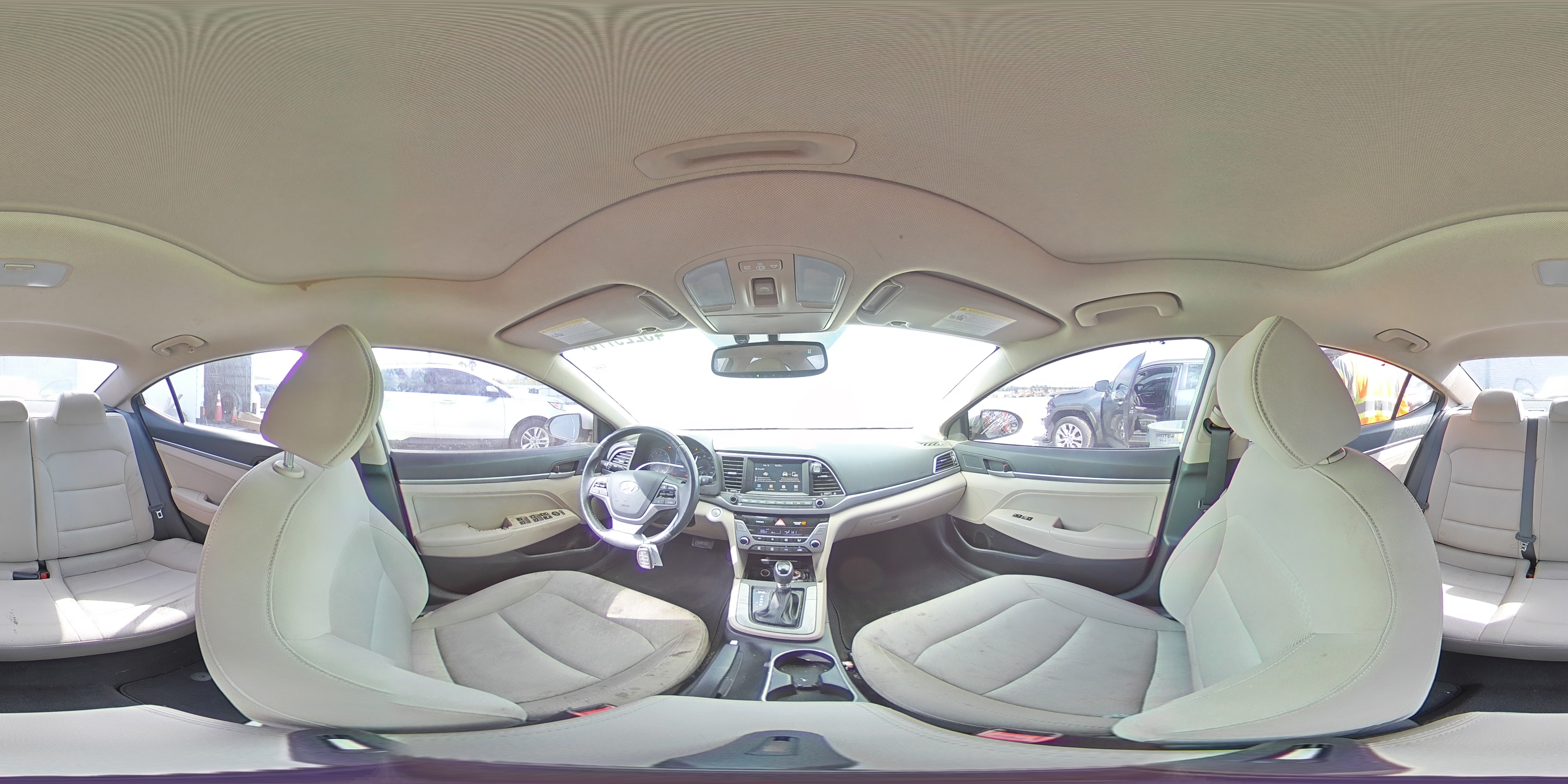 2017 Hyundai Elantra - Image 14