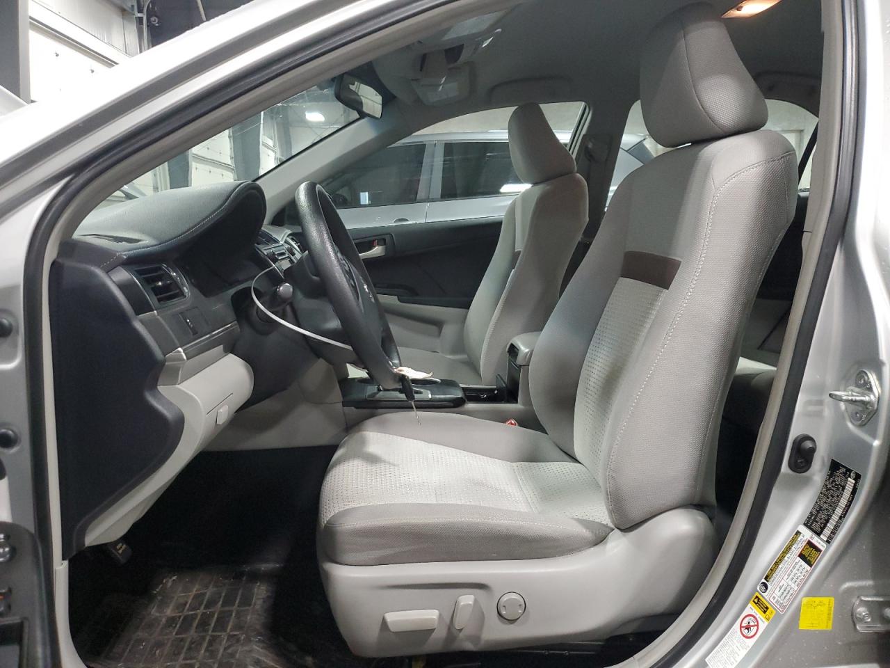 2012 Toyota Camry - Image 7