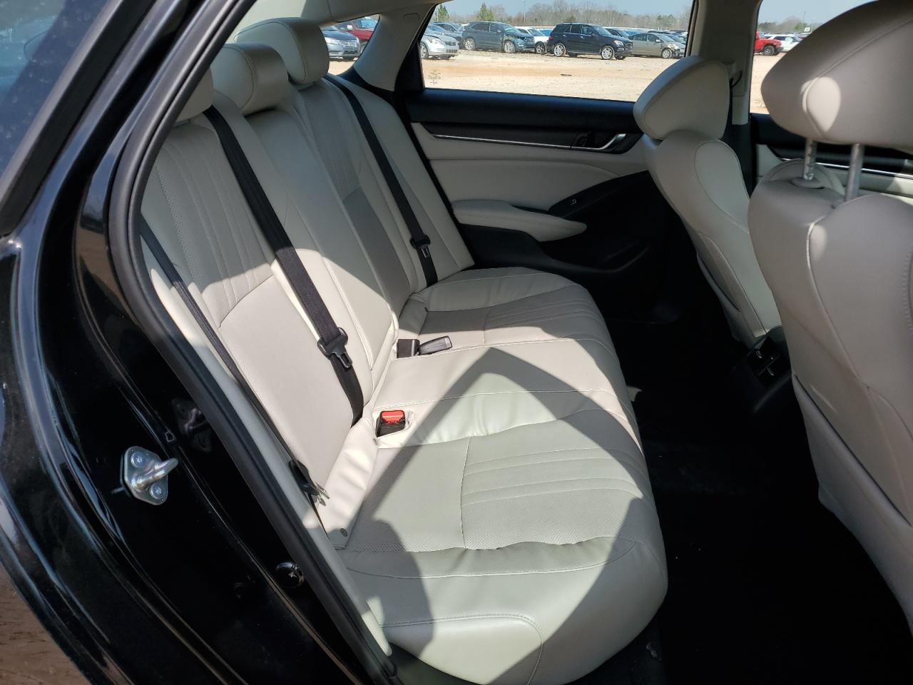 2018 Honda Accord - Image 10