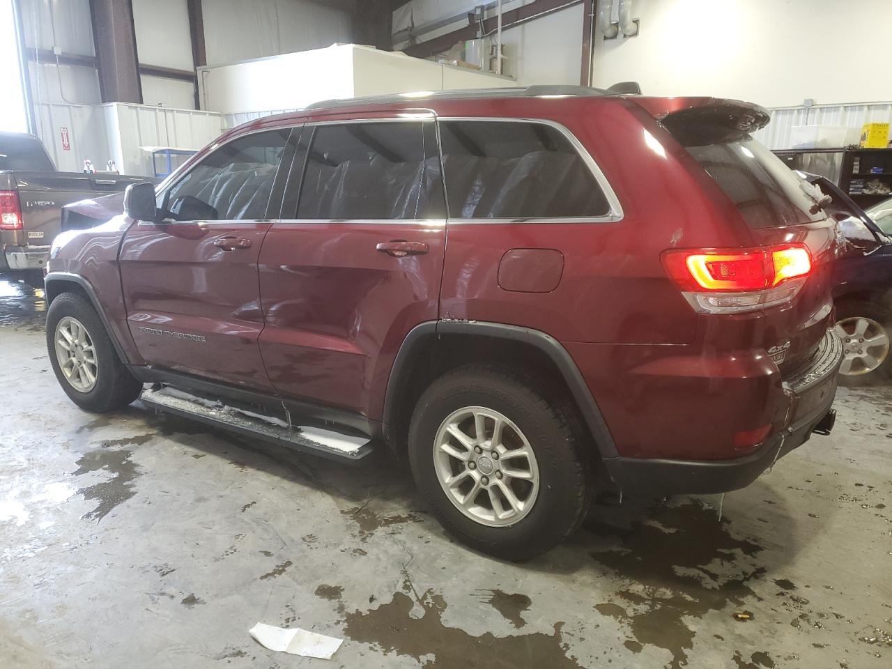 2019 Jeep Grand Cherokee - Image 2