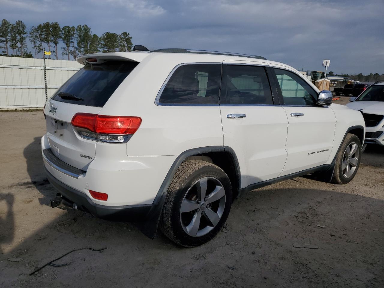 2014 Jeep Grand Cherokee - Image 3