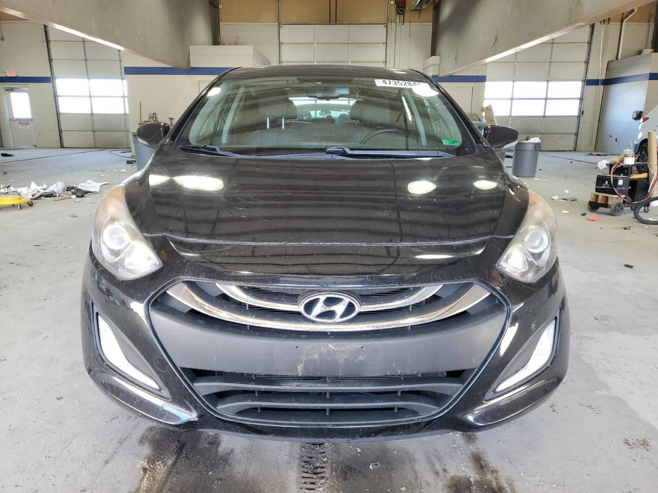 2014 Hyundai Elantra - Image 5
