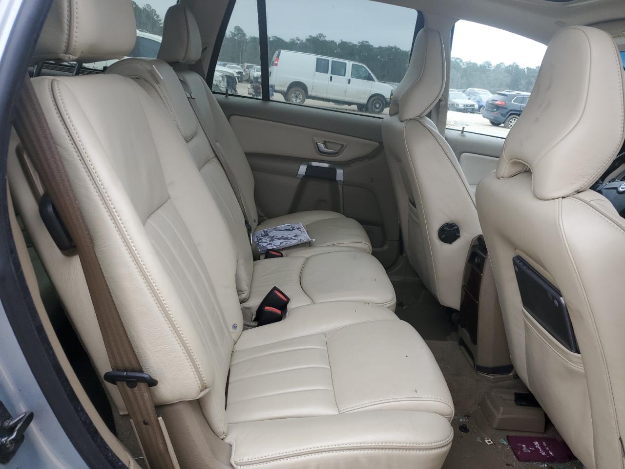 2013 Volvo XC90 - Image 11