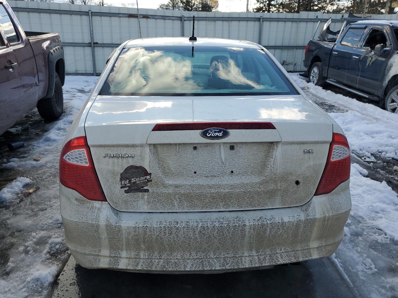 2010 Ford Fusion - Image 6