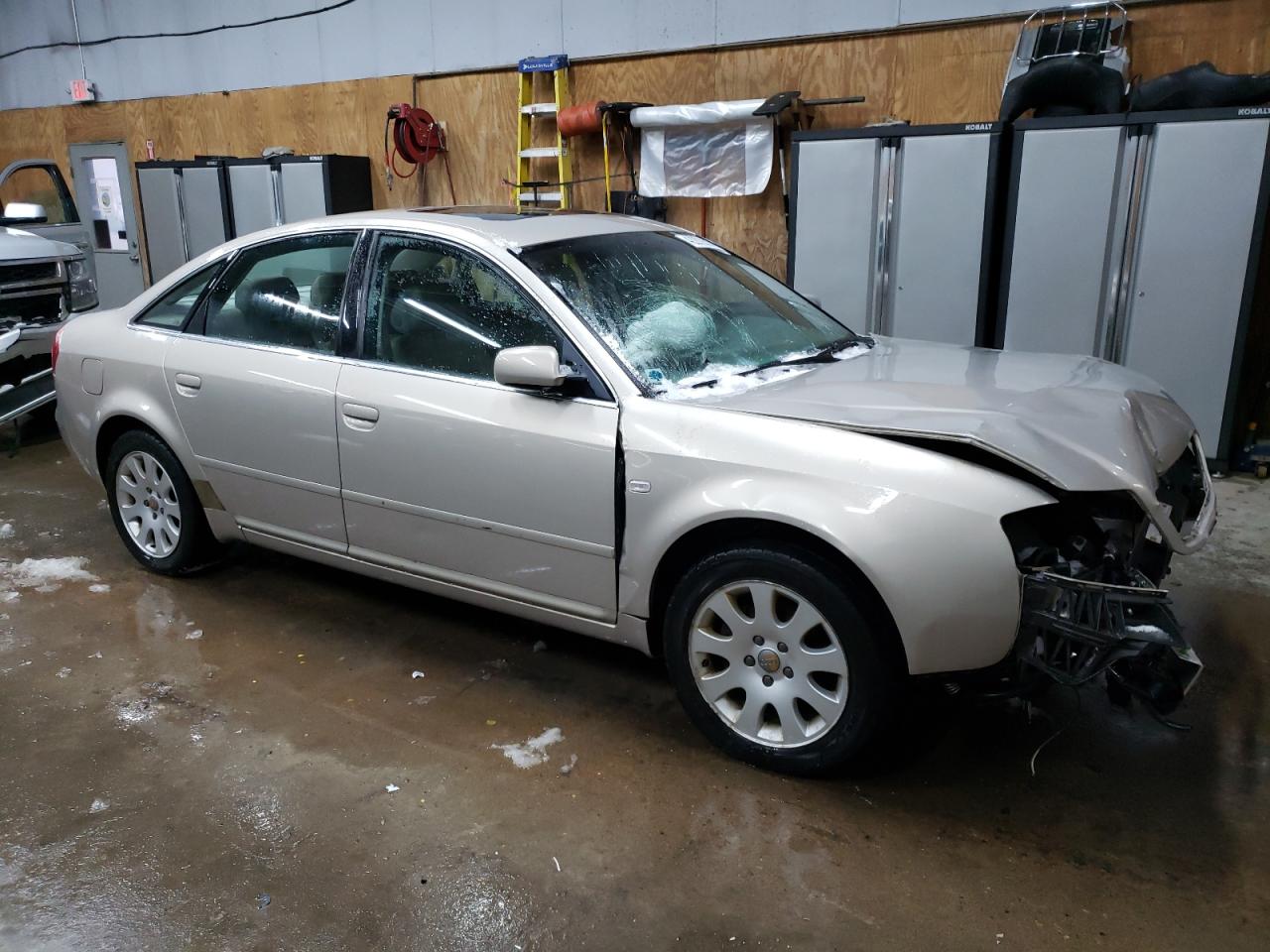 2000 Audi A6 - Image 4