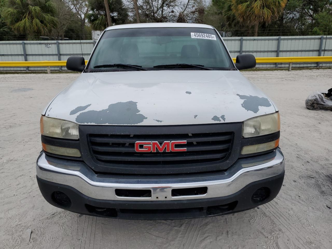 2007 GMC Sierra - Image 5