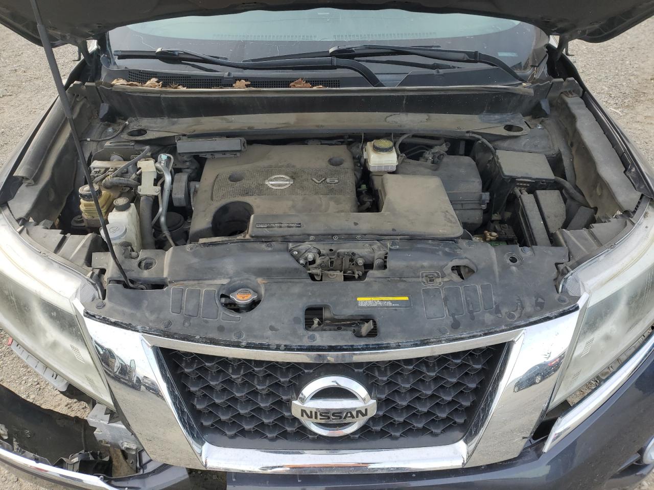 2014 Nissan Pathfinder - Image 12