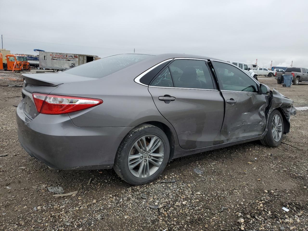 2015 Toyota Camry - Image 3
