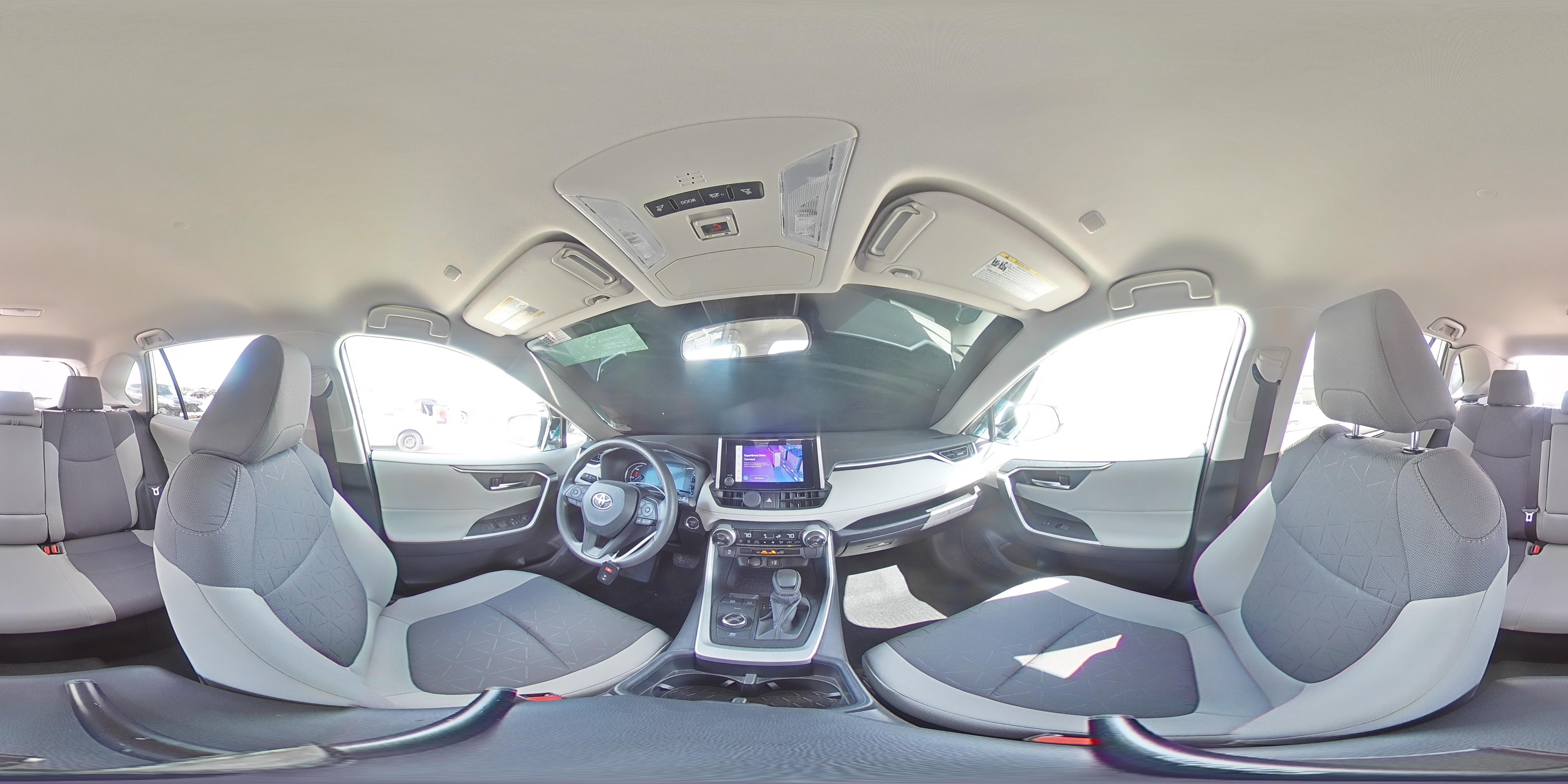 2024 Toyota RAV 4 - Image 16