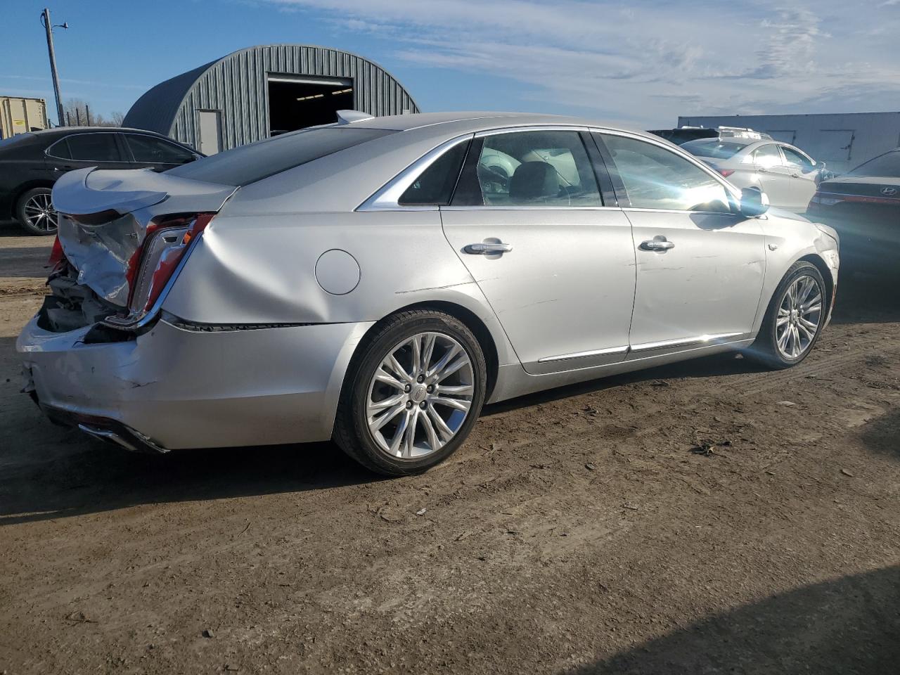 2018 Cadillac XTS - Image 3
