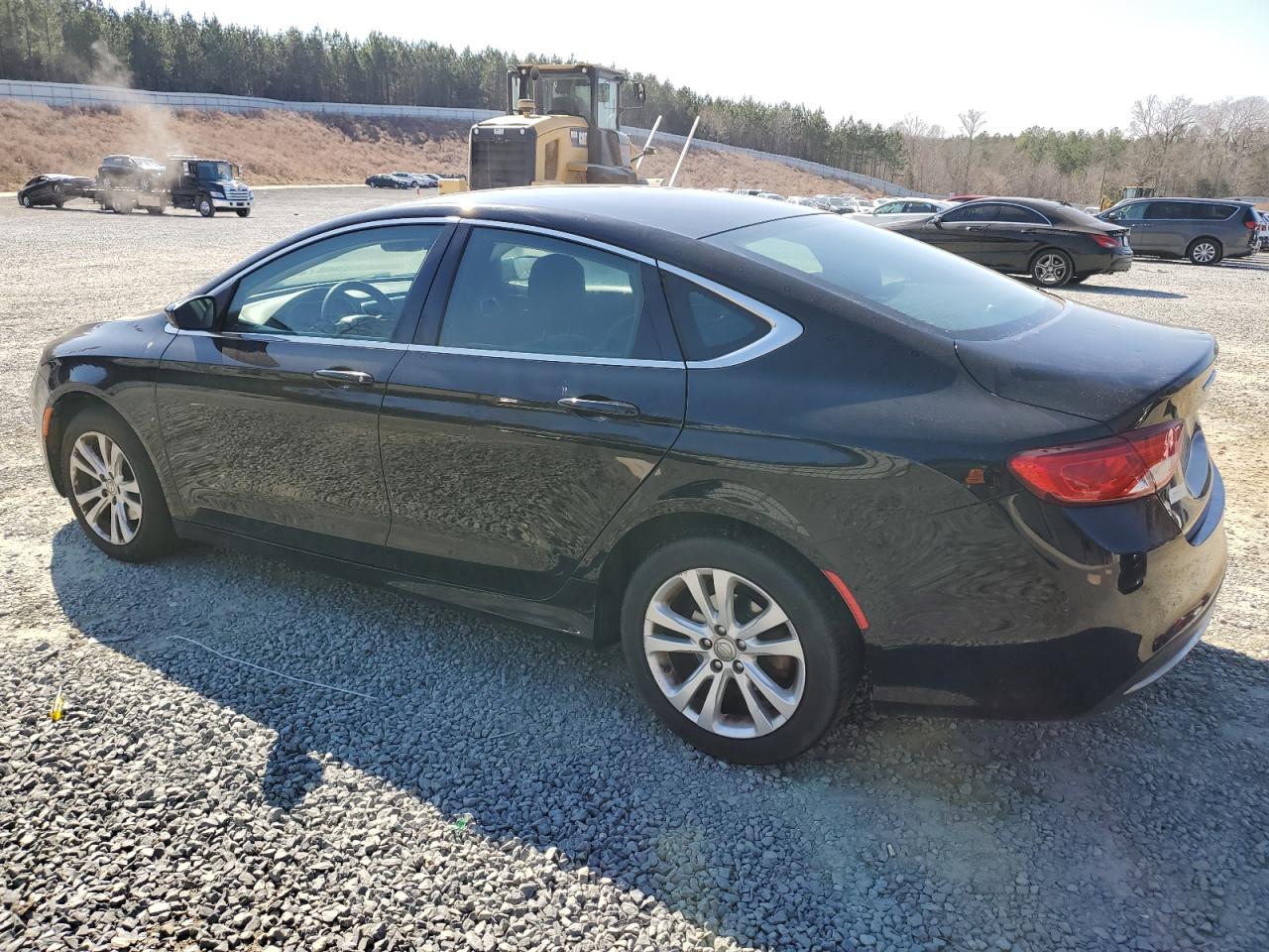 2015 Chrysler 200 - Image 2